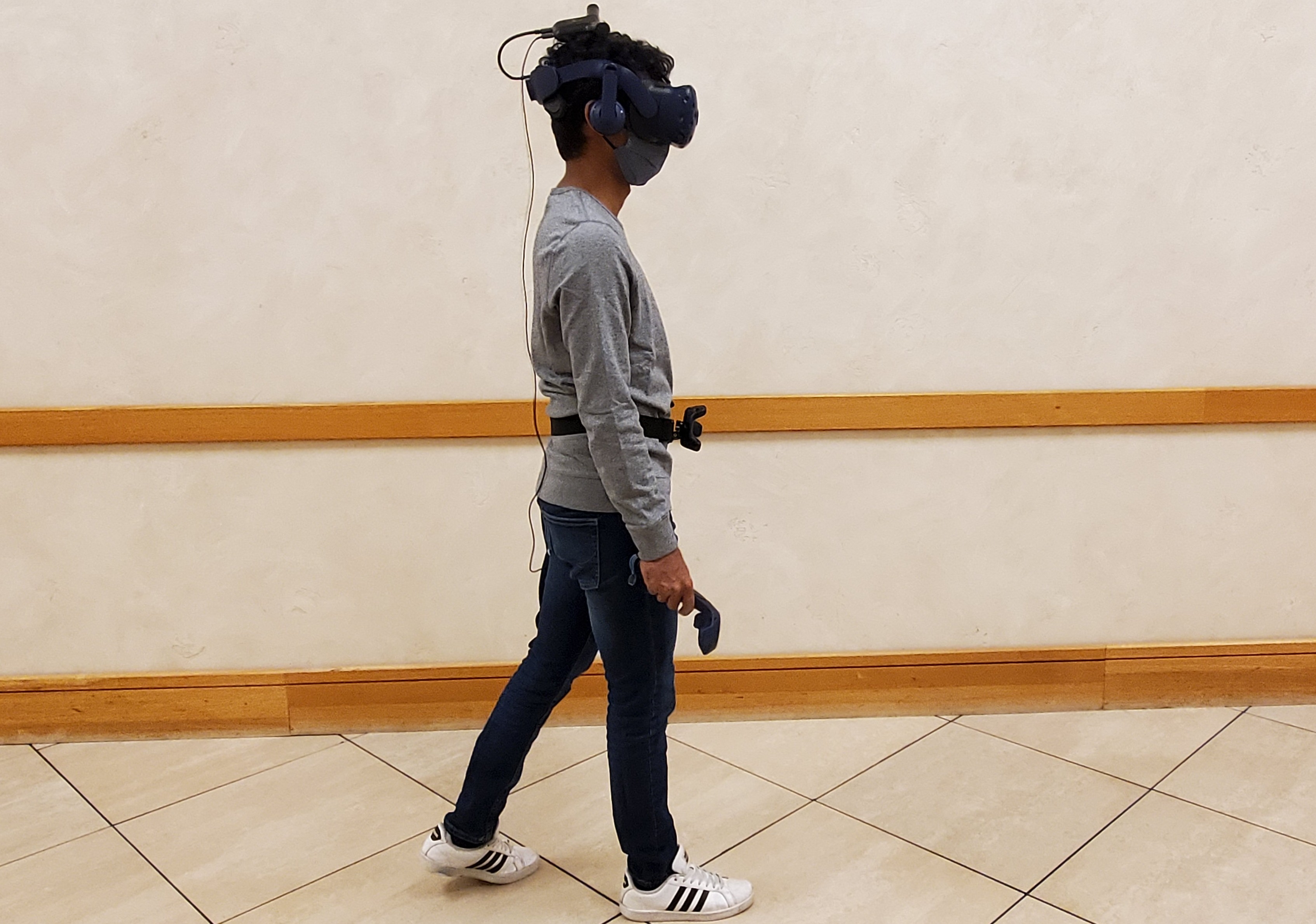 Watch Where You're Going! Gaze and Head Orientation as Predictors for Social Robot Navigation